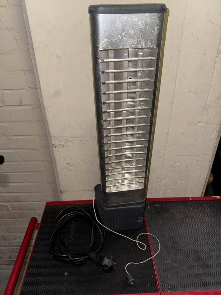 Krachige Terrasverwarmer - 1800W verwarming, Doe-het-zelf en Verbouw, Verwarming en Radiatoren, Gebruikt, Kachel, 800 watt of meer