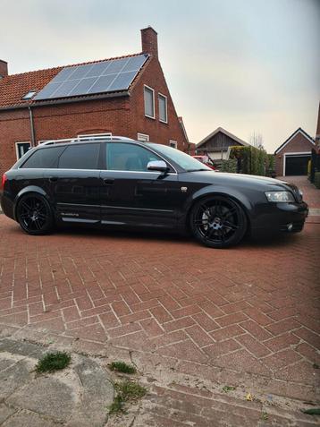   Zeer mooie s4 v8 b6 nieuwstaat geen tweede zo mooi beschikbaar voor biedingen