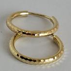 Gouden oorbellen 14 k goud 16mm doorsnede mooi bewerkt, Ophalen of Verzenden, Goud, Goud