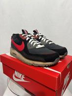 ALS NIEUW! Maat 45 - Nike Air Max Terrascape 90 Uni Red, Kleding | Heren, Schoenen, Overige kleuren, Verzenden, Nike, Nike