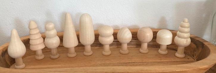 * 10 HOUTEN BOMEN - Waldorf Montessori HERFST KERST deco, Kinderen en Baby's, Speelgoed | Houten speelgoed, Nieuw, Overige typen