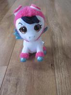 K3 wit pluche Pegasus knuffel goud omrande glitter ogen, Ophalen of Verzenden, Zo goed als nieuw, Paard