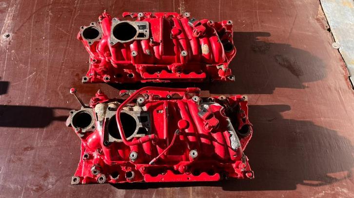 Inlaatspruitstuk  upper en lower compleet Volvo penta 5,7 Gi, Watersport en Boten, Bootonderdelen, Gebruikt, Motor en Techniek