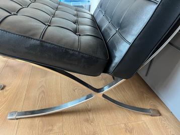 Barcelona Chair met Hocker - Zwart Leer beschikbaar voor biedingen