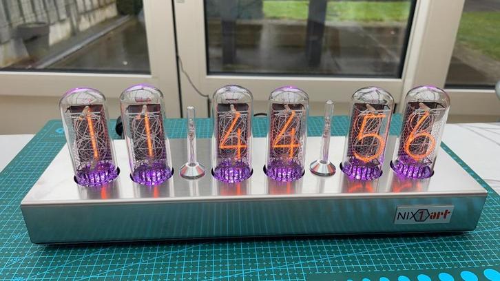 Spectrum IN-18s Nixieklok, Huis en Inrichting, Woonaccessoires | Klokken, Nieuw, Wekker of Tafelklok, Digitaal, Ophalen of Verzenden