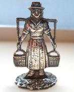 Pijpenstopper. Melkmeisje met juk. Verzilverd., Ophalen of Verzenden