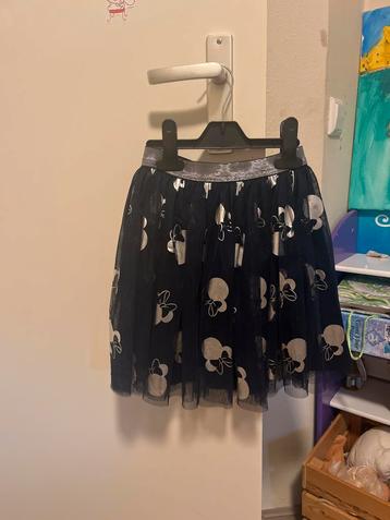 Leuk rokje met Minnie print - maat 134 beschikbaar voor biedingen