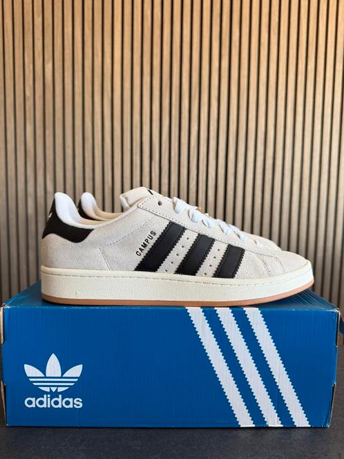 Adidas Campus 00s Crystal White Core Black - Maat 44, Kleding | Dames, Schoenen, Nieuw, Sneakers of Gympen, Grijs, Ophalen of Verzenden