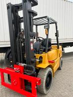 Diesel Caterpillar 3000kg 5,45m 3800uur metnieuwe kantelaar, Zakelijke goederen, Machines en Bouw | Heftrucks en Intern transport
