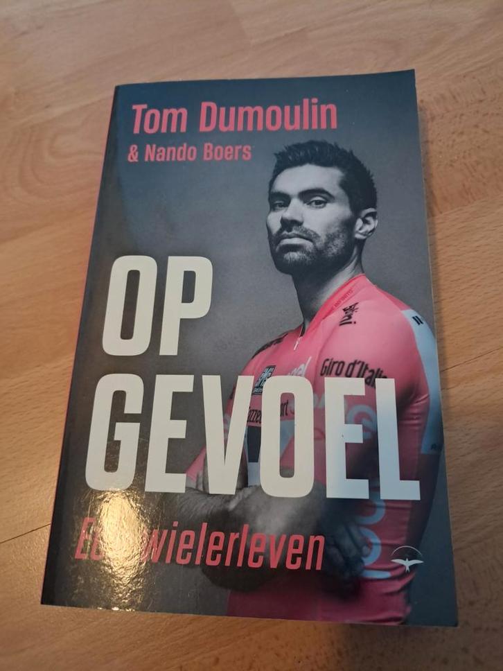 Op Gevoel - Tom Dumoulin & Nando Boers, Boeken, Biografieën, Gelezen, Sport, Ophalen of Verzenden