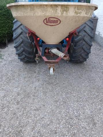  Vicon kunstmeststrooier Cultivator, grondbak beschikbaar voor biedingen