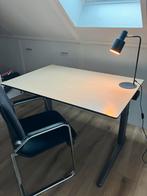 Ahrend Bureau met Stoel - Ergonomisch, Ophalen, In hoogte verstelbaar, Gebruikt, Bureau
