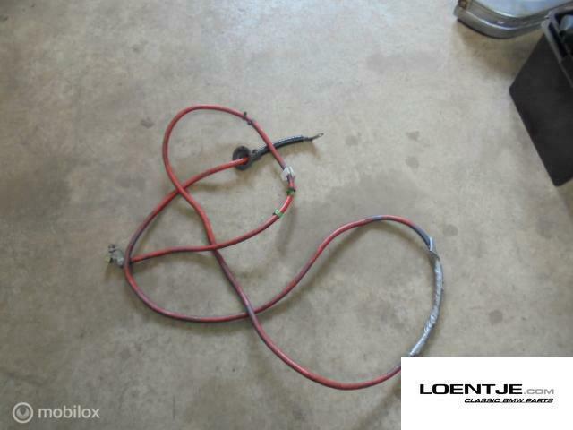 Accukabel pluskabel voor accu achterin bmw e30 e36, Auto-onderdelen, Accu's en Toebehoren, BMW, Gebruikt, Ophalen of Verzenden