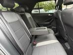 Volkswagen T-Roc 1.5 TSi Sport R-Line Aut., Pano | Camera |, Auto's, 1254 kg, 4 cilinders, 150 pk, Bedrijf