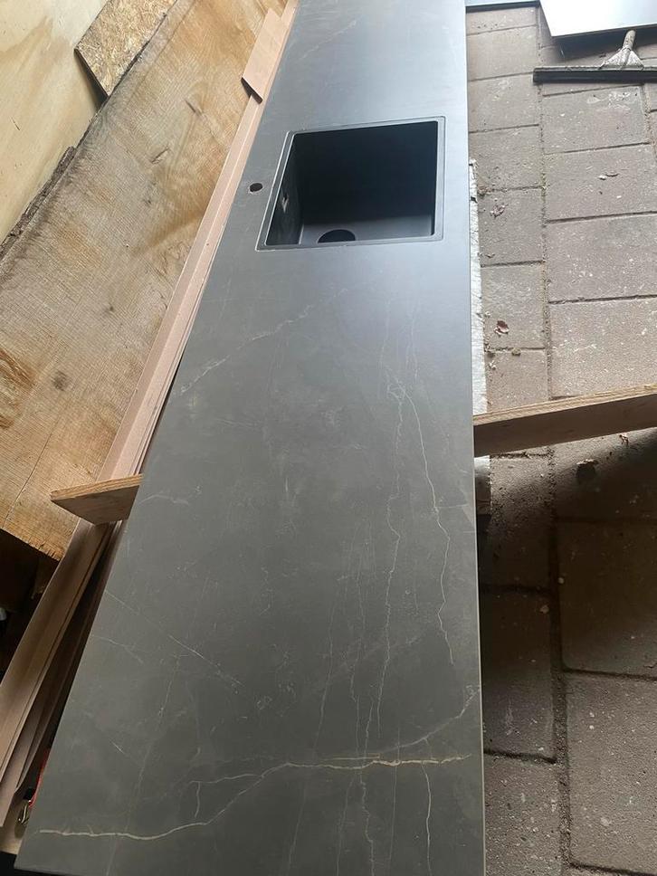 Composiet Aanrechtblad met spoelbak 302,5 bij 60 cm, Huis en Inrichting, Keuken | Keukenelementen, Nieuw, Minder dan 100 cm, 200 cm of meer