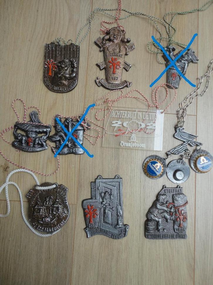 Diverse Kielegat Oranjeboom emblemen verschillende jaren, Kleding | Heren, Carnavalskleding en Feestkleding, Gedragen, Accessoires