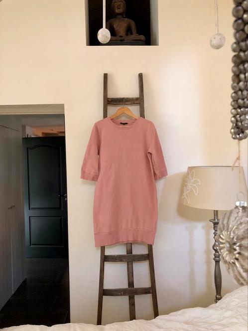 Nikki Plessen Jurk / Sweater / Terra / 42, Kleding | Dames, Jurken, Zo goed als nieuw, Maat 42/44 (L), Roze, Knielengte, Ophalen of Verzenden