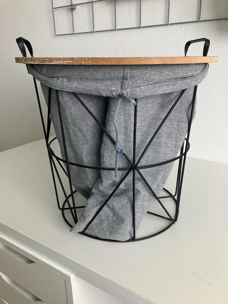 Stijlvolle Opbergmand met Deksel, Huis en Inrichting, Woonaccessoires | Kisten, Zo goed als nieuw, Minder dan 50 cm, Metaal, Ophalen