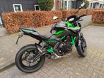 Kawasaki Z650 Performance bj 2022, 8800km., 2 cilinders, 649 cc, Particulier, Meer dan 35 kW