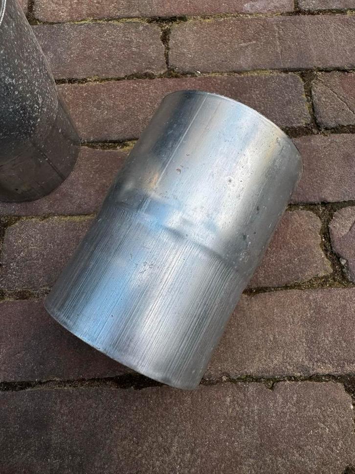 Zinken Regenpijp 80mm + 4 Verbindingsmoffen, Doe-het-zelf en Verbouw, Buizen en Afvoer, Gebruikt, Afvoer, Zink, Minder dan 2 meter