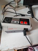 Nintendo NES Classic Edition, Spelcomputers en Games, Spelcomputers | Nintendo NES, Ophalen of Verzenden, Gebruikt, Met 1 controller