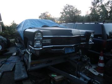 cadillac 429 motor   1967 gevraagd onderdelen  beschikbaar voor biedingen