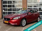 Volvo V40 2.0 D3 Momentum, navi, camera, cruise, airco, Auto's, Volvo, Euro 5, Gebruikt, Zwart, 23 km/l