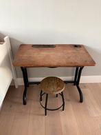 Vintage school kinderlessenaar met krukje, Huis en Inrichting, Bureaus, Ophalen of Verzenden, Gebruikt, Bureau