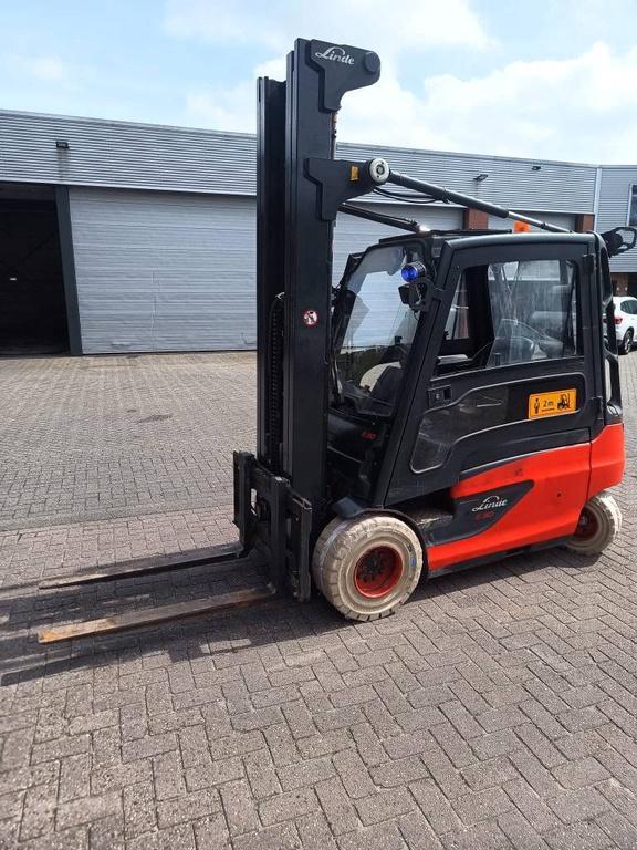 Linde E30L, Zakelijke goederen, Machines en Bouw | Heftrucks en Intern transport, Heftruck, Elektrisch, 3000 tot 4000 kg