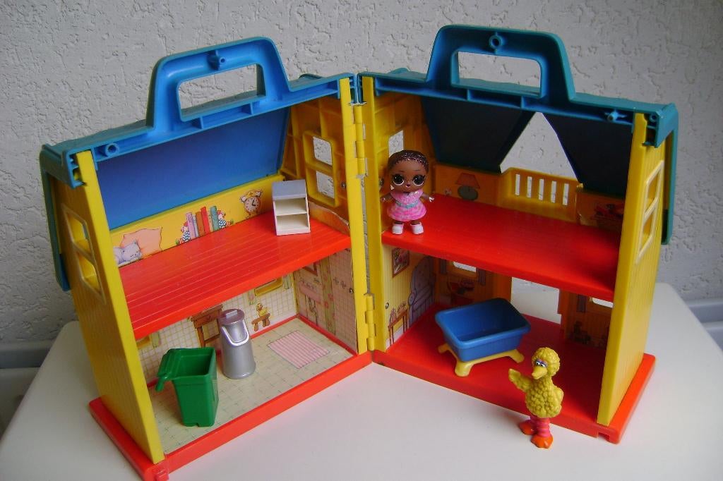 openklapbaar poppenhuis met inhoud 45br open 24dichtx35h, Kinderen en Baby's, Speelgoed | Poppenhuizen, Ophalen of Verzenden, Zo goed als nieuw