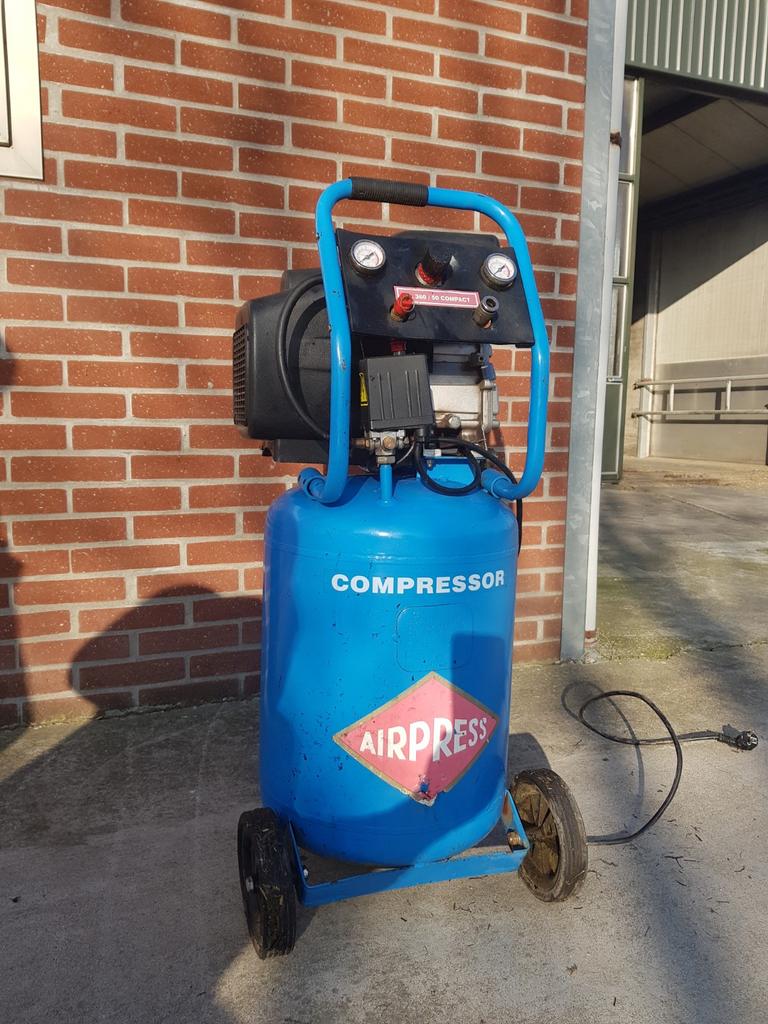 Airpress Compressor - HL 360/50 Compact, Doe-het-zelf en Verbouw, Compressors, Gebruikt, 6 tot 10 bar, 25 tot 100 liter, 200 tot 400 liter/min