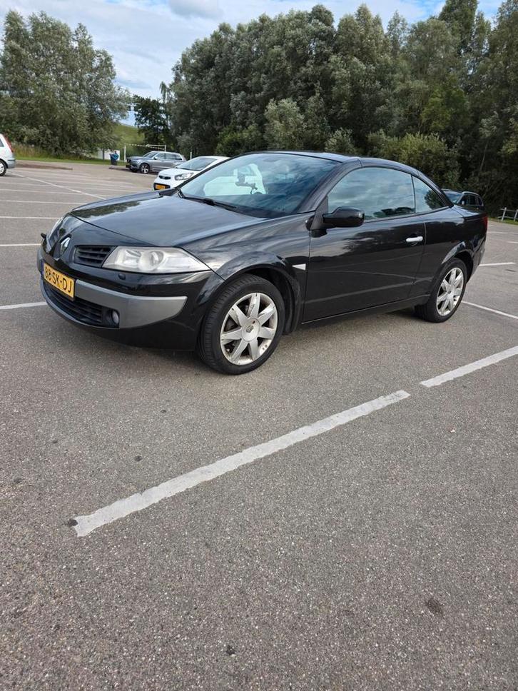 Renault Mégane 2.0 16V Cabrio Euro4 2006 Zwart, Auto's, Renault, Particulier, Mégane, Benzine, Euro 4, D, Cabriolet, Handgeschakeld