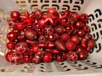 96 Rode plastic kerstballen met glazen piek, Ophalen of Verzenden, Gebruikt