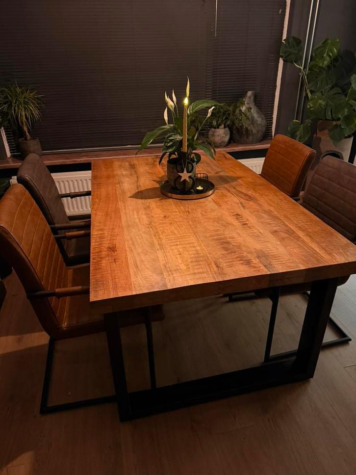 Eettafel Mangohout 160cm, Huis en Inrichting, Tafels | Eettafels, Zo goed als nieuw, 50 tot 100 cm, 150 tot 200 cm, Rechthoekig