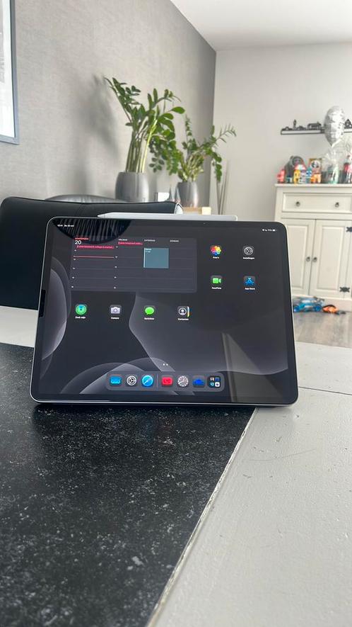 Ipad pro m2, Computers en Software, Apple iPads, Zo goed als nieuw, Apple iPad, Ophalen