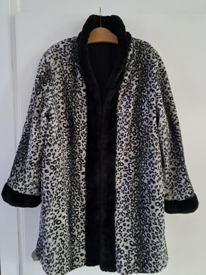 Damesjas 48.Mooie lichte dubbelzijdige, Kleding | Dames, Grote Maten, Zo goed als nieuw, Jas of Mantel, Zwart, Ophalen