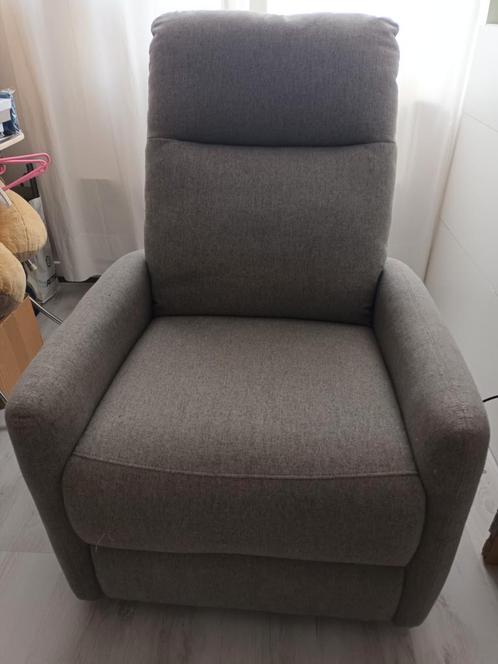 Vonsild Elektrische Relaxstoel, Huis en Inrichting, Fauteuils, Zo goed als nieuw, Stof, 75 tot 100 cm, 75 tot 100 cm, Ophalen