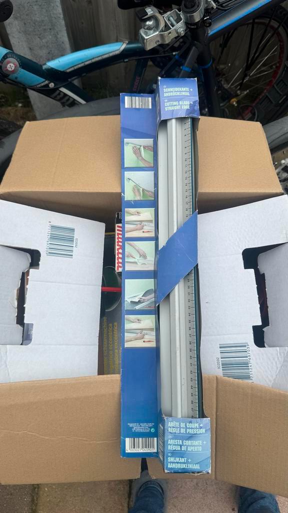 Snij- en aandruk liniaal, Doe-het-zelf en Verbouw, Gereedschap | Handgereedschap, Gebruikt, Ophalen of Verzenden