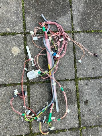 Kabelboom voor een Miele W471.  € 1,-. beschikbaar voor biedingen