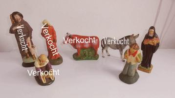Kerststal beeldjes, antiek aardewerk E beschikbaar voor biedingen