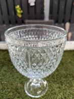 Mooie glazen kom op voet, Ophalen of Verzenden