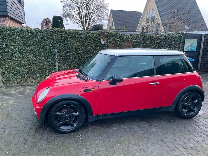 Mini 1.6 16V Cooper 2003 Rood, Auto's, Mini, Particulier, Cooper, Benzine, D, Hatchback, Handgeschakeld, Origineel Nederlands