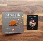 Twee pins/broches van illustratrice: Esther Bennink, nieuw, Ophalen of Verzenden, Nieuw, 4 tot 7 cm, Overige materialen