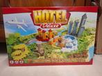 Z.G.A.N. Hotel Deluxe bordspel  bevat 28 gebouwen in 3d, Een of twee spelers, Ophalen of Verzenden, Zo goed als nieuw
