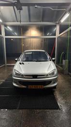 Peugeot 206 1.6 16V Gentry 3D 2003 Grijs, Auto's, Peugeot, Voorwielaandrijving, 40 €/maand, Handgeschakeld, Grijs