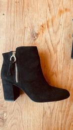 Bershka zwarte enkellaarsjes, Kleding | Dames, Zwart, Lage of Enkellaarzen, Zo goed als nieuw, Bershka