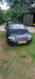 Opel Omega, Auto's, Omega, Blauw, Handgeschakeld, Grijs