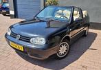 Golf 4 cabriolet / 2.0l / zwart / lederen bekleding/, Auto's, Voorwielaandrijving, Beige, Cabriolet, Zwart