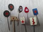 rode kruis speldjes, Verzamelen, Ophalen of Verzenden, Gebruikt, Overige onderwerpen, Speldje of Pin
