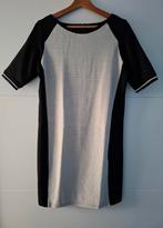 Leuke jurk in zwart/witte stretchstof Witteveen mt S 38/40, Kleding | Dames, Jurken, Maat 38/40 (M), Zwart, Ophalen of Verzenden